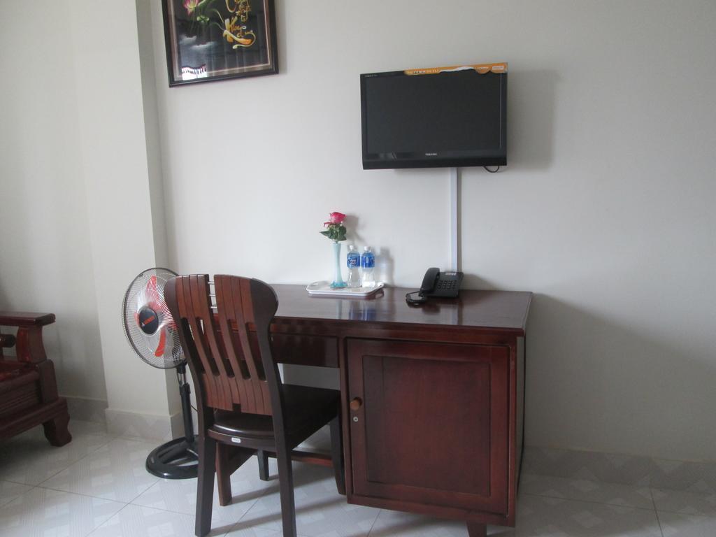 Ngoc Phuong Hotel Bảo Lộc Chambre photo